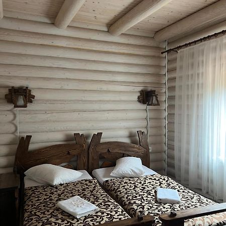Vip Houses Карпати Мигово Eksteriør billede